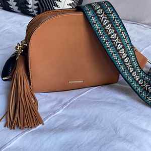 XXSOLD ON TRADESYXX Rebecca Minkoff Crossbody